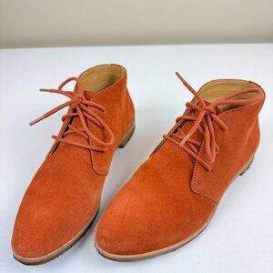EUC Clarks Originals Women's Phenia Desert Boots In Rust Suede